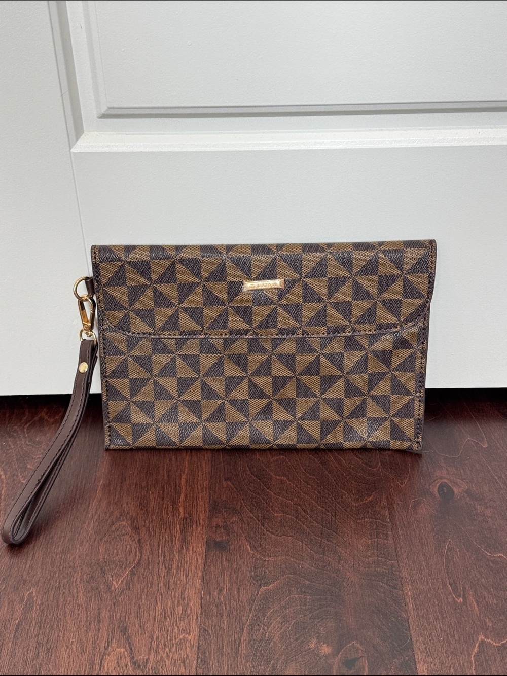 NEW Elim & Paul Wristlet Purse Travel Pouch Purse Insert Brown Vegan Leather